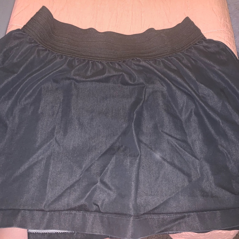 Miley Cyrus’s brand skirt